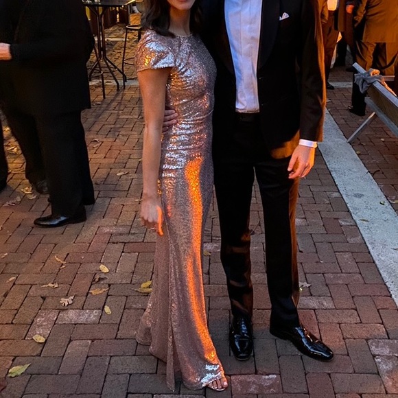 Rose gold sequin gown - Picture 6 of 6